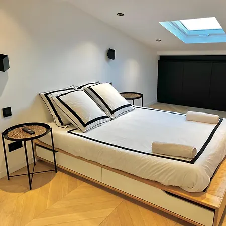 Rooftop Unique Vue / Vieil Apartment *