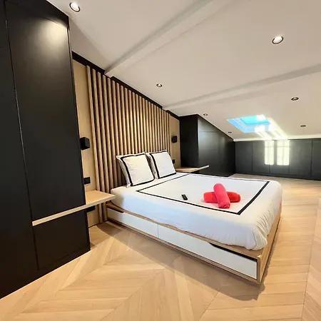 Rooftop Unique Vue / Vieil Διαμέρισμα *
