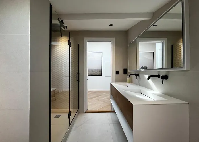 Apartment Rooftop Unique Vue / Vieil